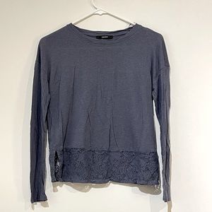 Blue Long Sleeve // Forever21 / Size Small / With Lace Bottom